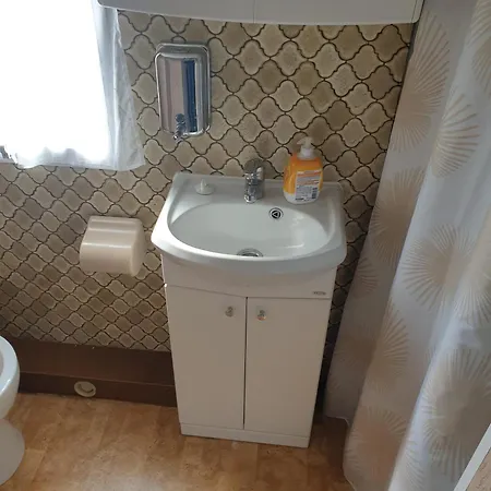 кемпинг *